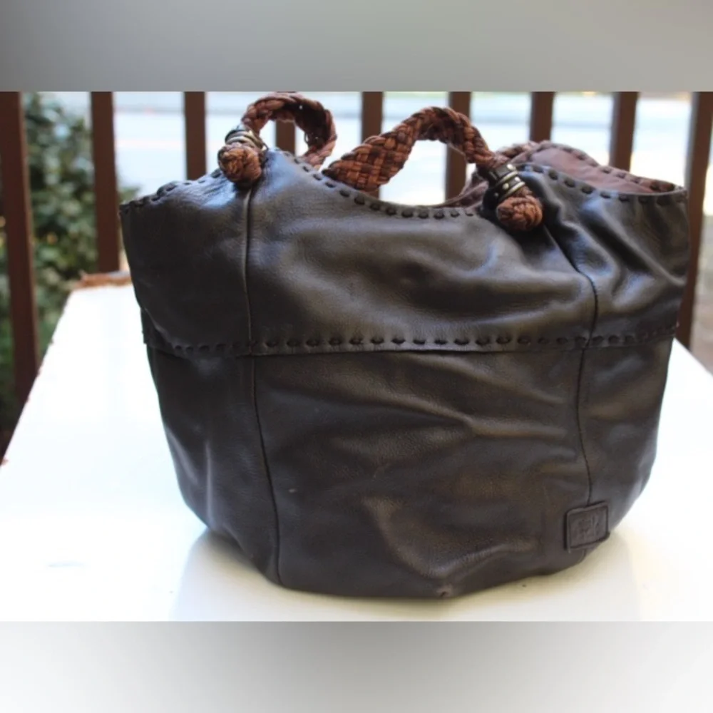 The Sak Indio bag